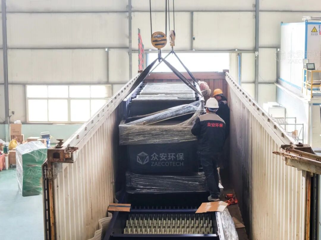 生活垃圾分選設備裝車中